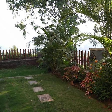 Vila Inaya Bungalow Panchgani Exteriér fotografie