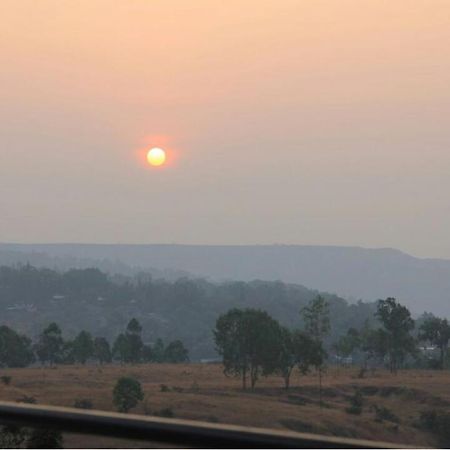 Vila Inaya Bungalow Panchgani Exteriér fotografie